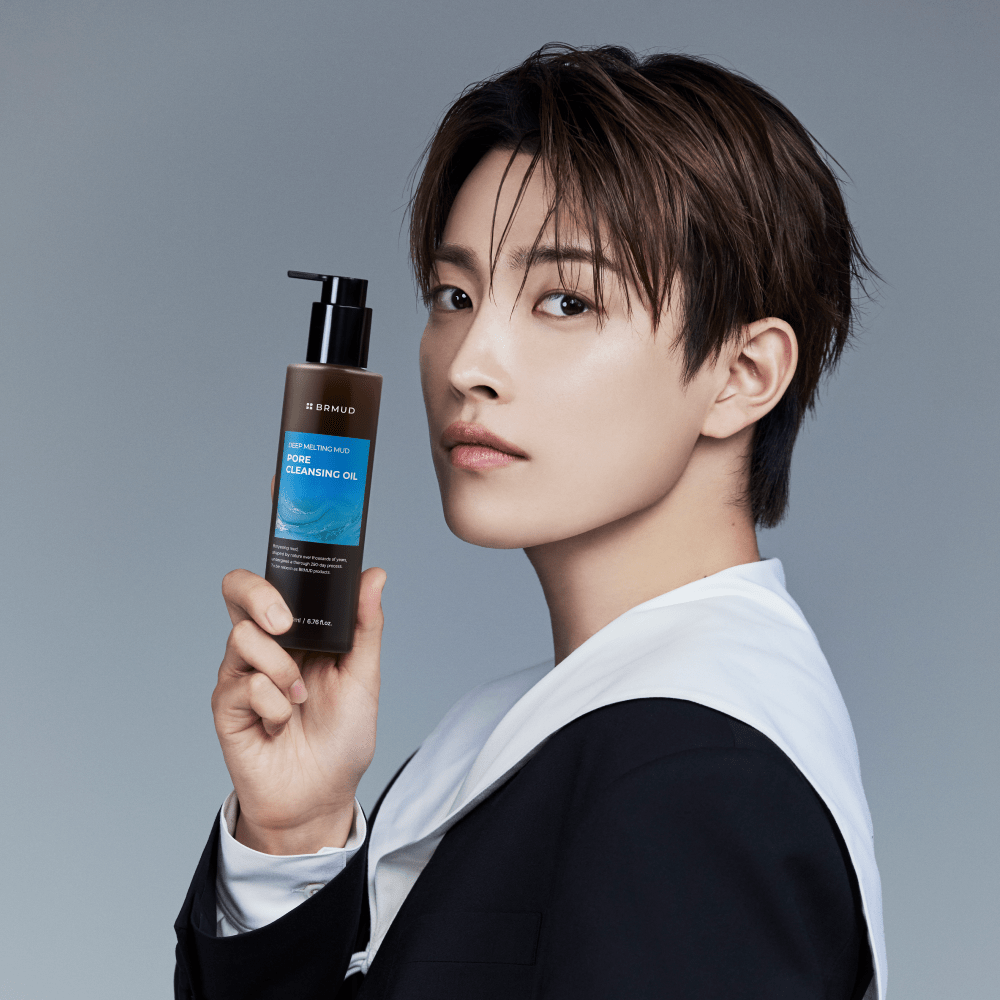 Gentle Korean mud mask for acne and pore care